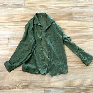 Women button down long sleeve size L